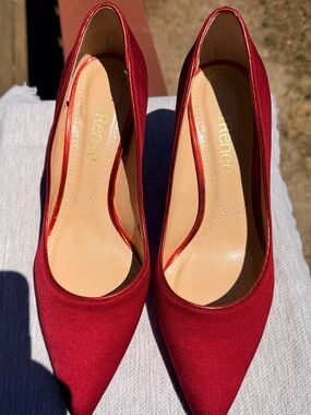 J.Renee Womens Pointed Toe Pumps in Red 8W